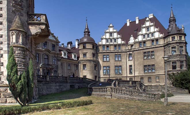 Moszna Castle history